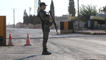 عنصر من الجيش السوري (تعبيرية- "أ ف ب").