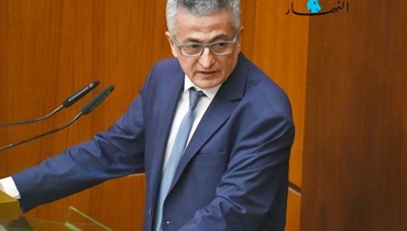  وزير المال في حكومة تصريف الأعمال يوسف الخليل (أرشيفية)
