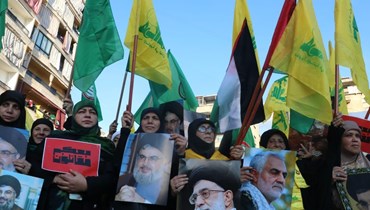 مناصرو "حزب الله" في تظاهر تضامنية مع فلسطين (النهار).