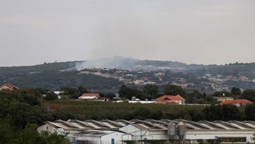 دخان يتصاعد على الجانب الإسرائيليّ من الحدود مع لبنان (أ ف ب). 
