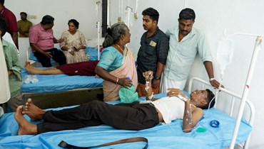 جرحى يتلقون العلاج في مستشفى كلية الطب الحكومية في إرناكولام بعد انفجار في مركز مؤتمرات في كالاماسيري بالقرب من كوتشي (29 ت1 2023، أ ف ب). 