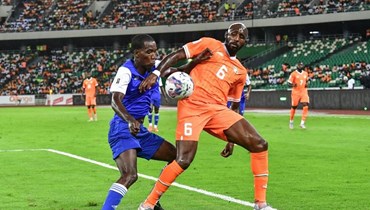 من مباراة ساحل العاج وغامبيا.