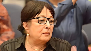 سميرة عبدالعزيز.