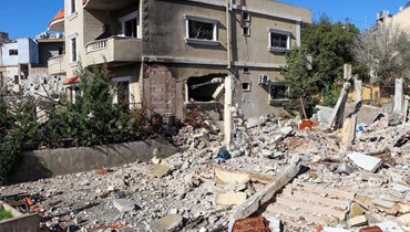 منزل مدمّر في بلدة ميس الجبل جرّاء القصف الإسرائيلي (أ ف ب).
