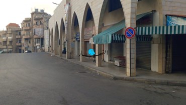 سوق بنت جبيل التجاريّ خالٍ من روّاده في أيّام الحرب ("النهار").