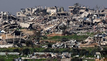 صورة ملتقطة من جنوب إسرائيل، تظهر ابنية مدمرة في قطاع غزة (7 شباط 2024، أ ف ب).