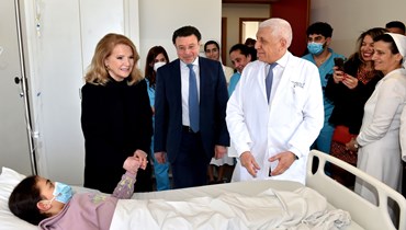 زيارة نائبة رئيس مؤسسة الوليد للإنسانية الوزيرة السابقة ليلى الصلح حماده إلى المستشفى اللبناني الجامعي – الجعيتاوي في الأشرفية.
