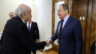 "عيون" روسيا على لبنان: تنتظر الحريري ومرتاحة لجنبلاط