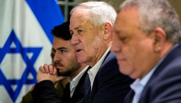 وزير الدفاع الإسرائيلي السابق بيني غانتس خلال اجتماع مع وزير الخارجية الأميركي في تل أبيب (8 شباط 2024 - أ ف ب).
