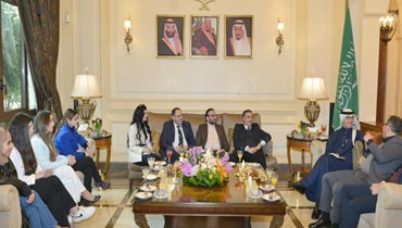 النائب إيهاب مطر على رأس وفد من مجموعة IMD في زيارة إلى السفير السعودي.
