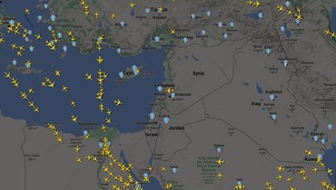 صورة من فلايت رادار تظهر خلو أجواء العراق والأردن ولبنان واسرائيل من الطائرات.