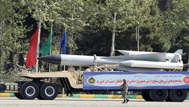 ضربة إسرائيلية "محدودة" في أصفهان بإخطار أميركي... إيران "تنفي" حدوث الهجوم وتستأنف الرحلات الجوية بعد تعليقها