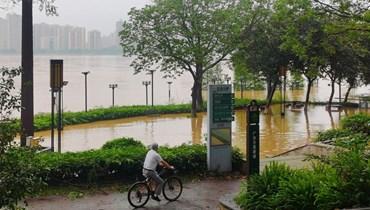 فيضانات في جنوب الصين (أ ف ب).