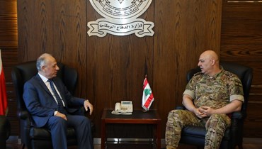 وزير الدفاع التقى قائد الجيش في مكتبه في اليرزة. 