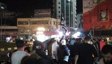"ستاند أب كوميدي" يُشعل احتجاجات في طرابلس ليلاً (فيديو)