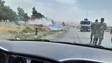 بالفيديو - استهداف سيّارة قرب معبر المصنع الحدودي بين سوريا ولبنان ومقتل من فيها