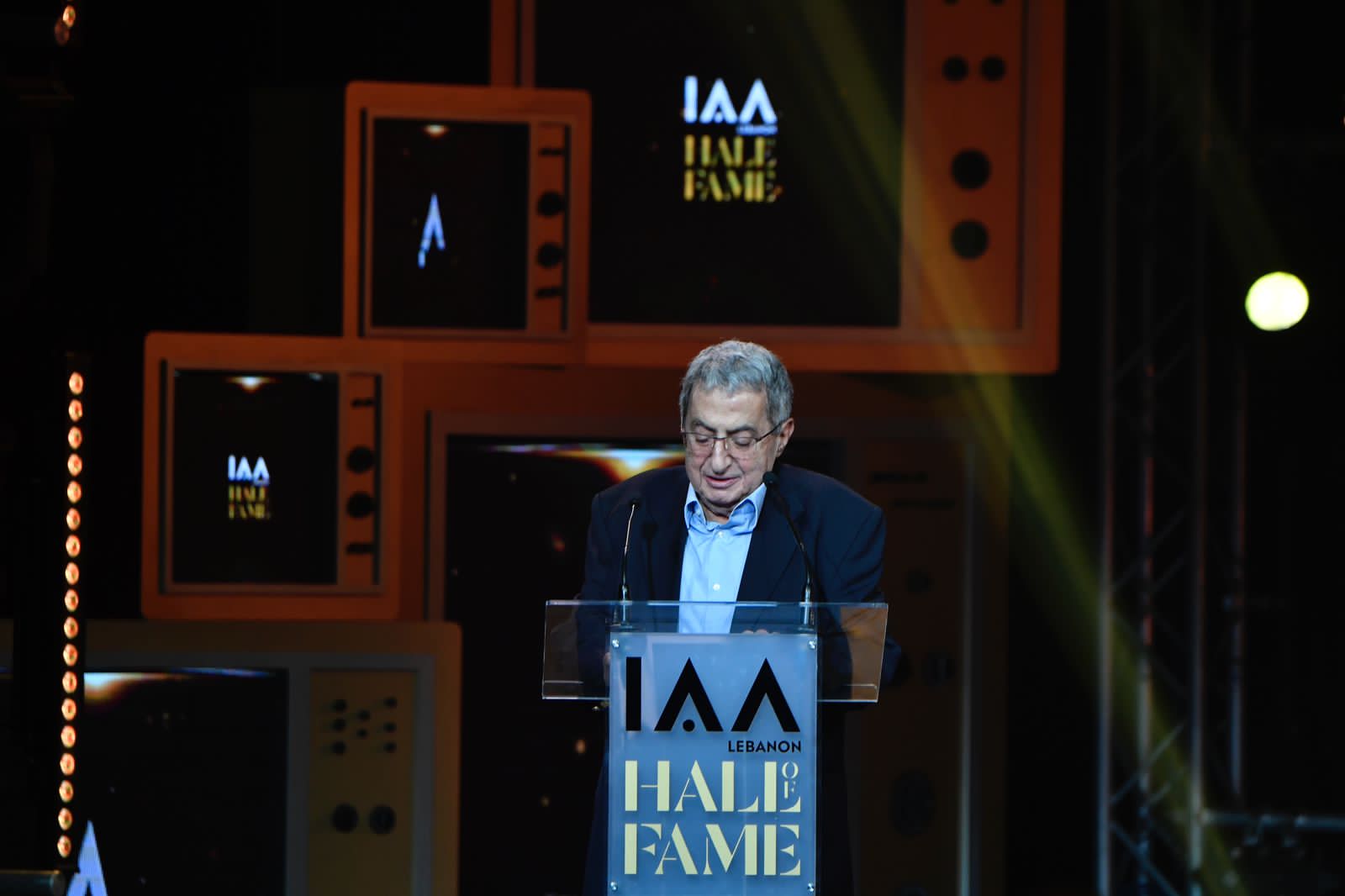 غسان تويني مكرما بصمة الكلمة والإبداع