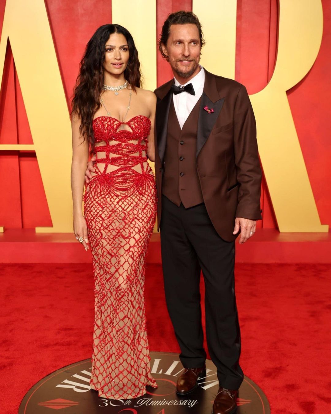 إبداع طوني ورد يتجسد بإطلالات ثلاث نجمات في الأوسكار 2024 (صور وفيديو)