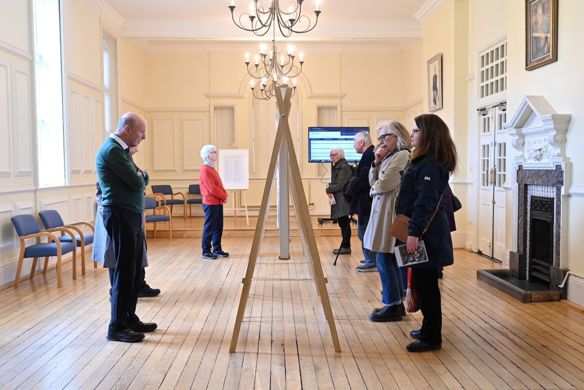 قصتهن كشفت أخيرا... عشرات الطالبات من جامعة في كامبريدج شاركن في فك الشيفرات النازية خلال الحرب