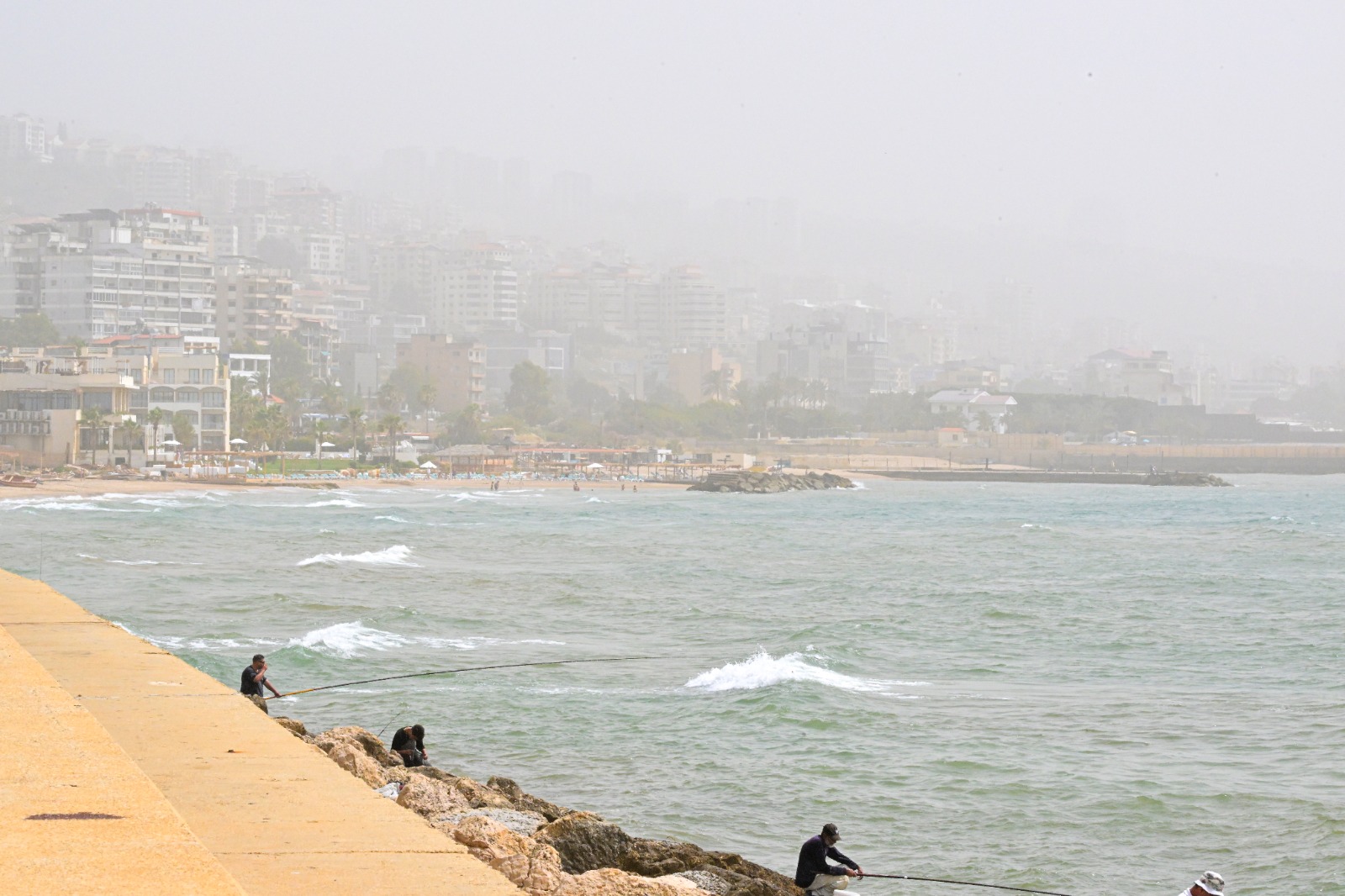 الضباب يبدد المشهد اللبناني... بعد الحريق منخفض جوي على الأبواب