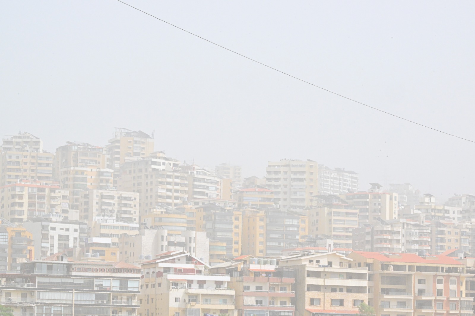 الضباب يبدد المشهد اللبناني... بعد الحريق منخفض جوي على الأبواب