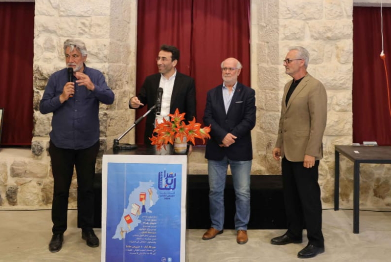 الزميل ميشال حلاق مكرما من دار النهار والصالون الثقافي في القبيات