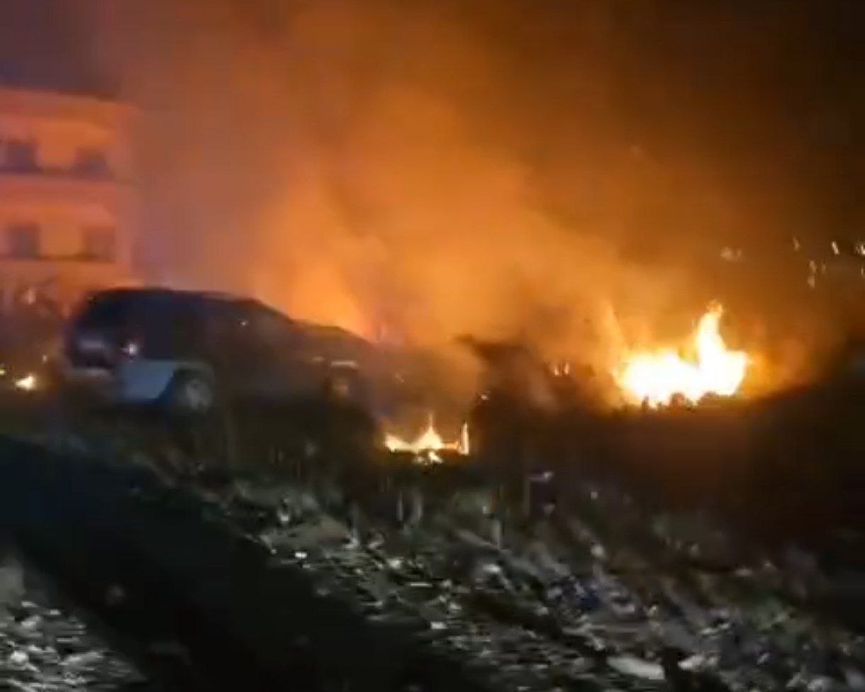 صاروخ جناتا ولحظات الرعب: الشهيدة دلال لم تلحق طيارتها اليوم وصورة الأطفال تختصر الوجع