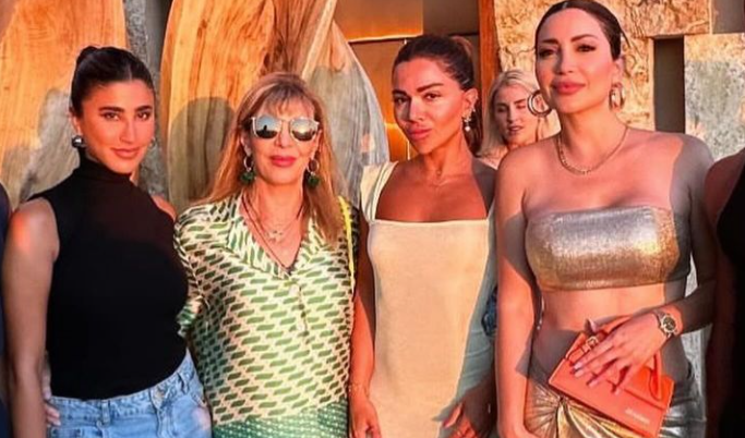 نسرين طافش تلتقي ليلى عبدالله في اليونان (صور)