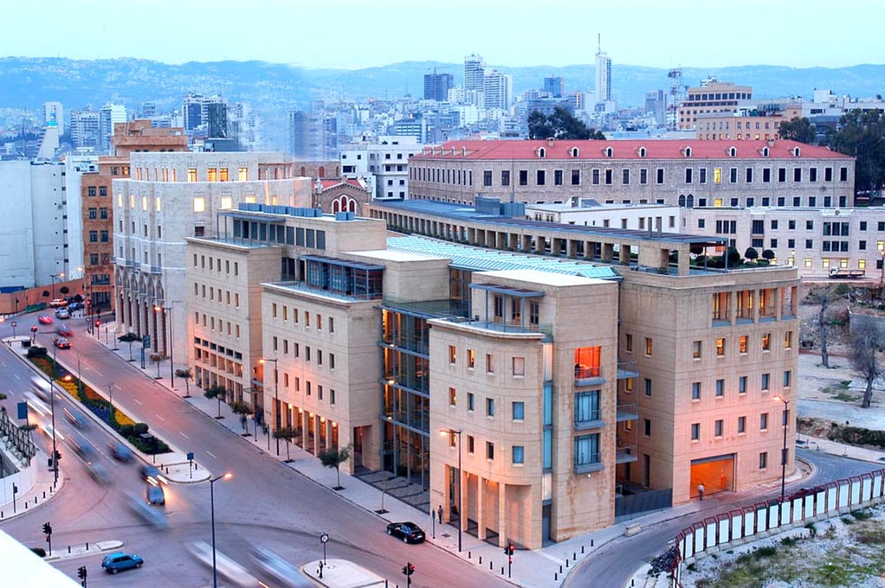 التقرير الأسبوعي لبنك عودة: الترقب يهيمن على الأسواق المالية اللبنانية مع استمرار التصعيد في الجنوب