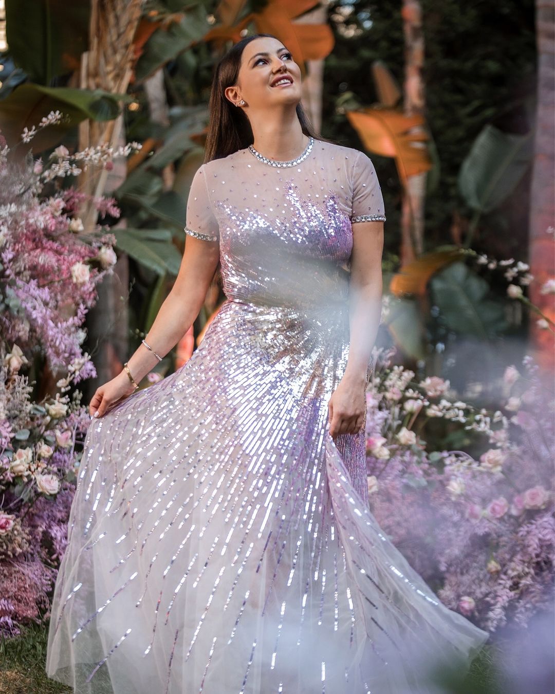 دانا الحلاني تحتفل بخطبتها: معا دائما وأبدا (صور)