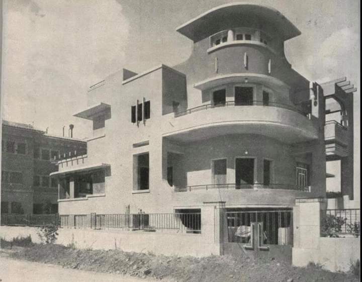 آثار أم كلثوم تمحى... بيع منزلها في القاهرة ووقف مشروع تطوير قريتها