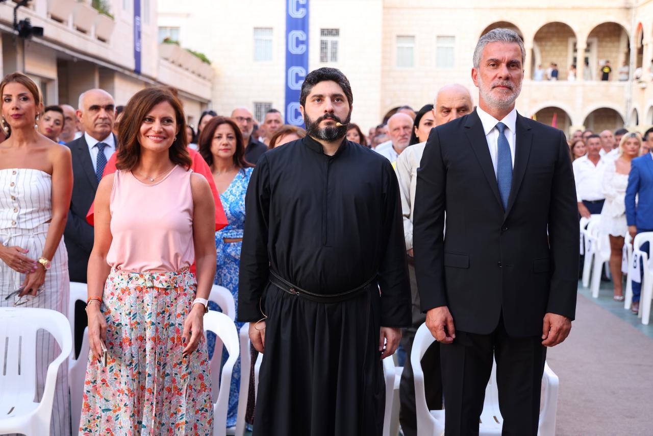 المدرسة المركزية للرهبان اللبنانيين جونيه تحتفل بتخرج طلابها
