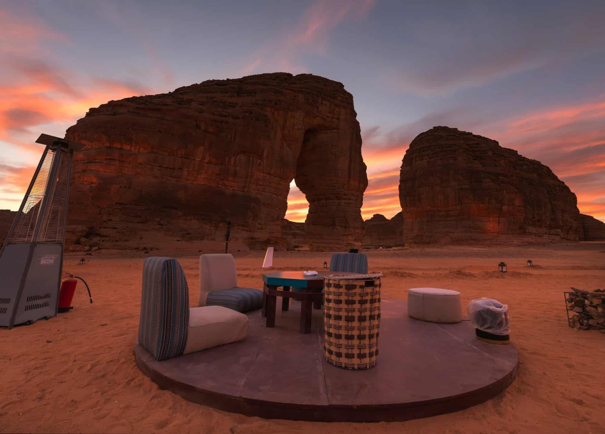 اكتشاف جمال الصيف في السعودية: من أبها إلى فرسان