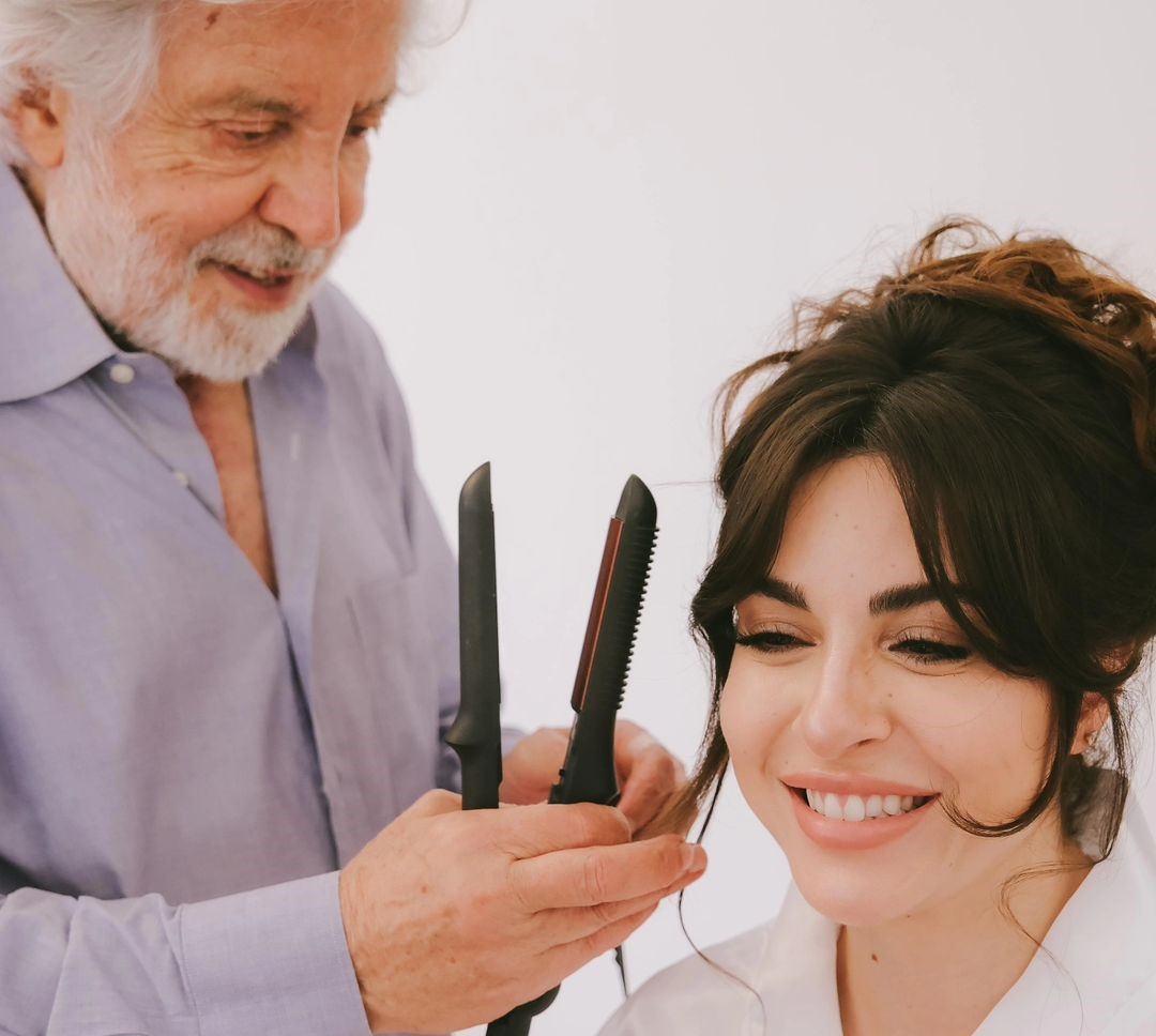 رحيل مصفف شعر المشاهير سيمون المندلق