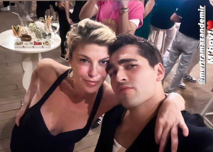 بيريل بوزام وإيرسين أريجي يحتفلان بزفافهما بحضور أبطال الطائر الرفراف (صور وفيديو)