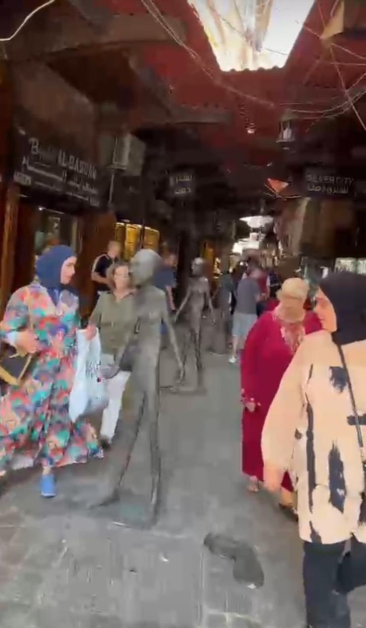 كائنات فضائية تغزو أسواق طرابلس !