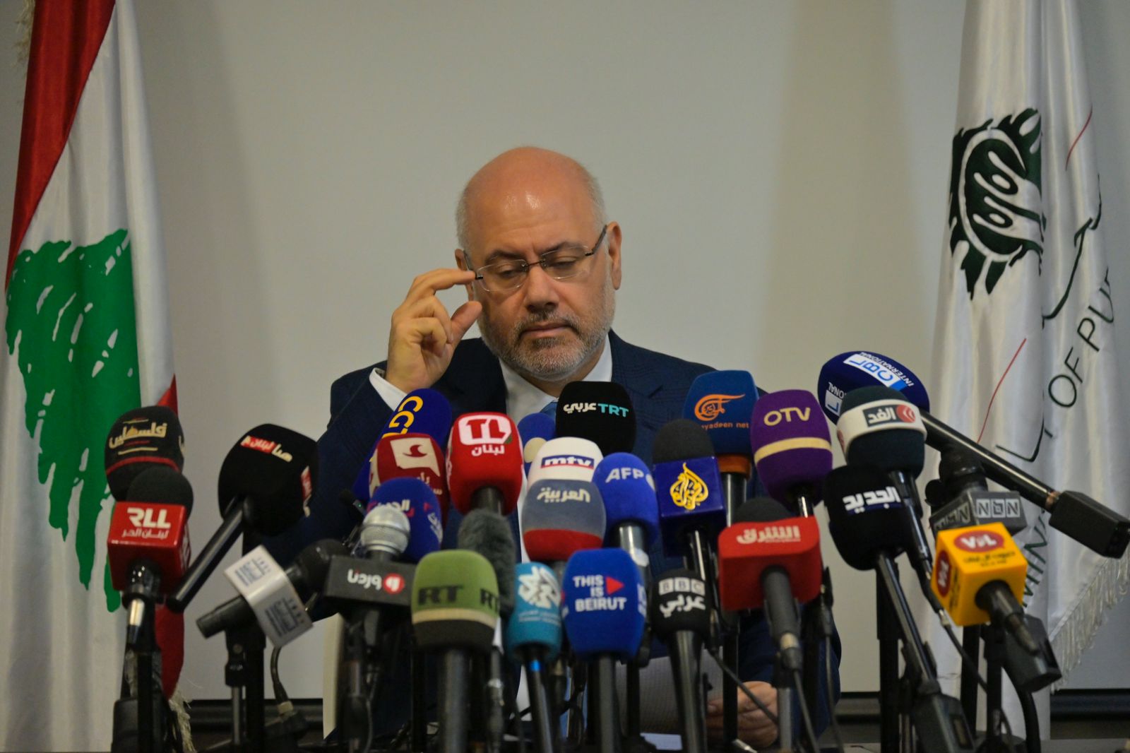 الأبيض: عدد القتلى حتى الآن بلغ 12 بينهم طفلان و300 إصابة خطيرة